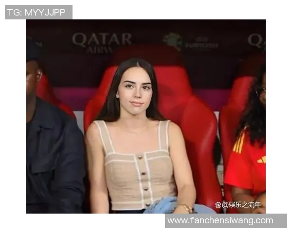 足球明星与女友甜蜜瞬间揭秘他们的爱情故事与生活点滴 足球明星与女友甜蜜瞬间揭秘他们的爱情故事与生活点滴